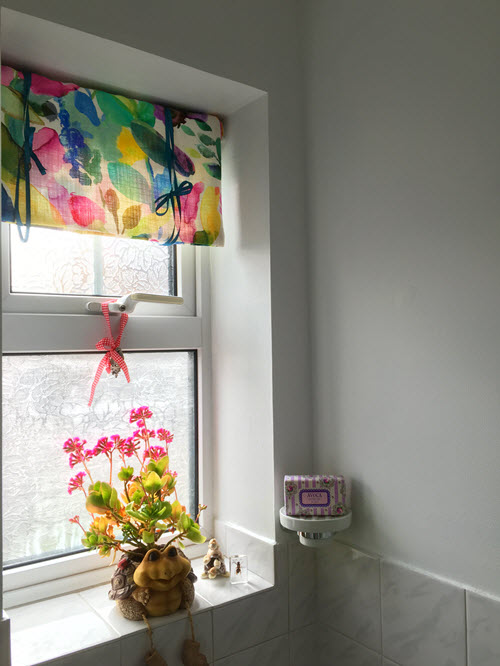 Homemade bathroom blinds 